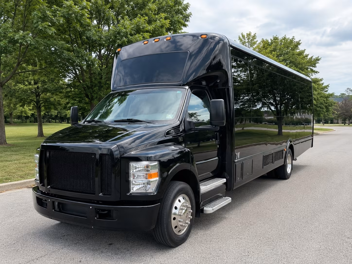 Las Vegas Concert & Music Festival Transportation party bus exterior